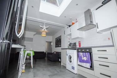 5 bed flat, 315414estate_agent_feeds, Selly Park, Birmingham, B296AH - Image 3