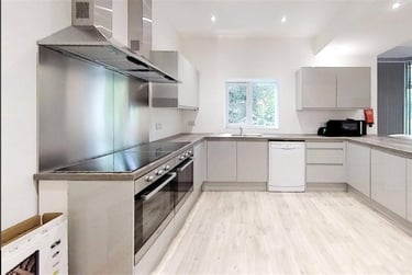 11 bed house, Oakfield Road, Selly Park, Birmingham, B297ED - Image 1
