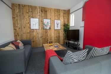 5 bed house, Cambridge Street, City Centre, Leicester, LE30JR - Image 1