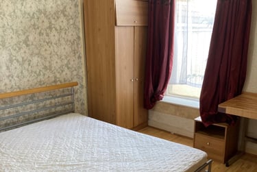 2 bed house, Russell Street, City Centre, Swansea, SA14HR - Image 4