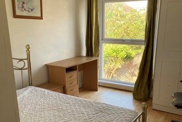 2 bed house, Russell Street, City Centre, Swansea, SA14HR - Image 5