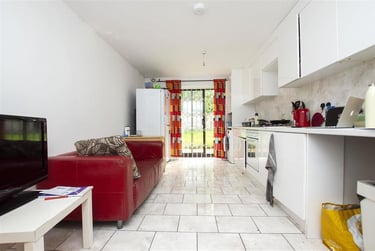 5 bed house, 312415estate_agent_feeds, Selly Park, Birmingham, B297AF - Image 3