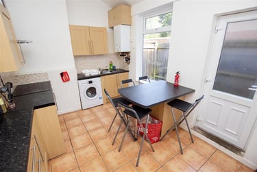 5 bed house, 312798estate_agent_feeds, Selly Park, Birmingham, B296EL - Image 2