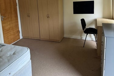 4 bed house, St Helens Avenue, Brynmill, Swansea, SA14NQ - Image 1