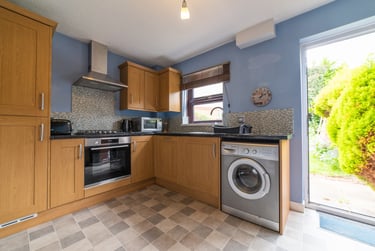 2 bed house, Penylan, Roath, Cardiff, CF239BD - Image 7