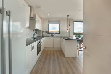 4 bed flat, Cathays, Cardiff, CF244NB - Image 4