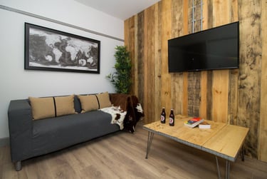 5 bed house, Stanfell Road, Knighton, Leicester, LE23GD - Image 1
