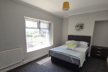 3 bed house, Bay View, St Thomas, Swansea, SA18BB - Image 1