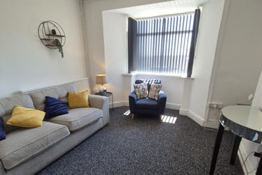 3 bed house, Bay View, St Thomas, Swansea, SA18BB - Image 5