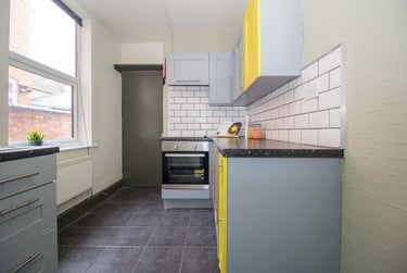 4 bed house, Sweetbriar Road, City Centre, Leicester, LE31AP - Image 11