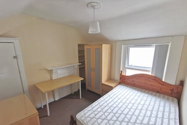 4 bed house, Malvern Terrace, Brynmill, Swansea, SA20BE - Image 4