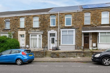 2 bed house, Rhondda Street, Mount Pleasant, Swansea, SA16EU - Image 1