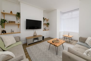 2 bed house, Rhondda Street, Mount Pleasant, Swansea, SA16EU - Image 2
