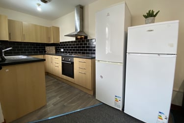 5 bed house, Cathays, Cardiff, CF244BJ - Image 2