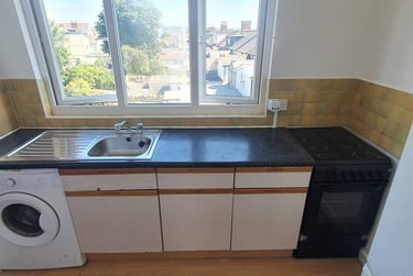 1 bed flat, 4, 18, Cathays, Cardiff, CF244BZ - Image 3