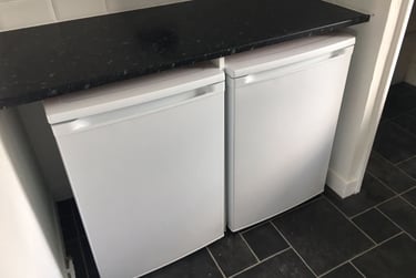 2 bed flat, Port Tennant Road, Port Tennant, Swansea, SA18JN - Image 2