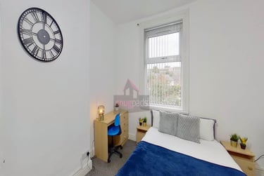 1 bed house, Salford, Ellesmere Park, M68JD - Image 4