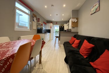 5 bed house, Cathays, Cardiff, CF244QP - Image 2