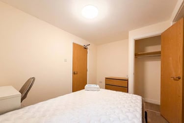 2 bed flat, Roath, Plasnewydd, Cardiff, CF243AH - Image 5