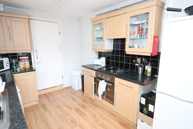 3 bed house, Cathays, Plasnewydd, Cardiff, CF244BR - Image 2
