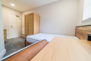 5 bed flat, Cathays, Cardiff, CF244JJ - Image 9