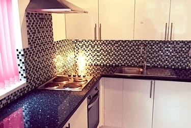 1 bed studio, Sketty Road, Uplands, Swansea, SA20LJ - Image 2