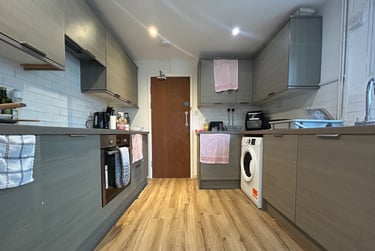 4 bed house, Cathays, Plasnewydd, Cardiff, CF244AL - Image 1