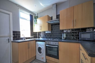 4 bed house, Kensington, Liverpool, L72QB - Image 3