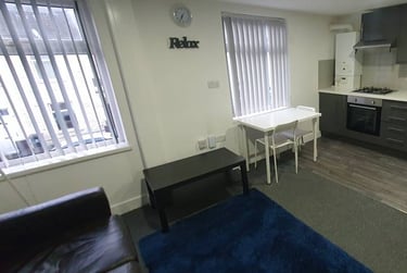 1 bed flat, 3, 30, Plasnewydd, Cardiff, CF243BG - Image 1