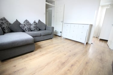 1 bed house, Llanedeyrn, Penylan, Cardiff, CF239QB - Image 1