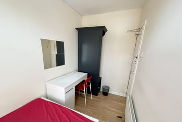 1 bed house, Treforest, Pontypridd, CF371TW - Image 3