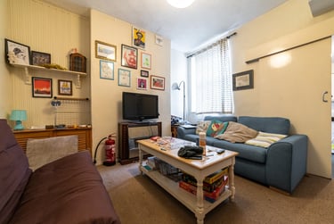 3 bed house, Heath, Cathays, Cardiff, CF143PN - Image 1