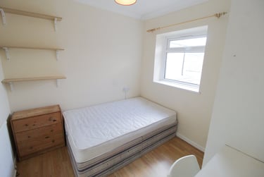 5 bed house, Treforest, Pontypridd, CF371RP - Image 11