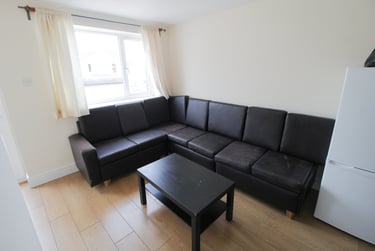 5 bed house, Treforest, Pontypridd, CF371RP - Image 8