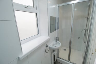 5 bed house, Treforest, Pontypridd, CF371RP - Image 9