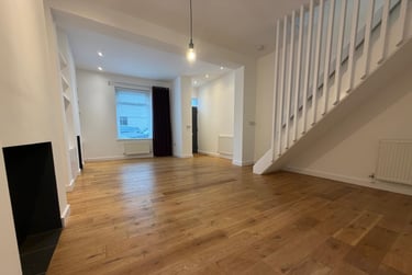 2 bed house, Grangetown, Cardiff, CF116PG - Image 2