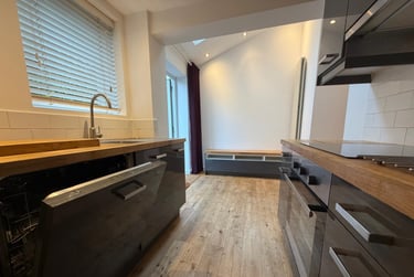 2 bed house, Grangetown, Cardiff, CF116PG - Image 3