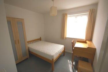 2 bed house, St Andrews Street, City Centre, Liverpool, L35XY - Image 5