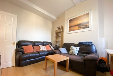 4 bed house, Cathays, Cardiff, CF244QT - Image 3