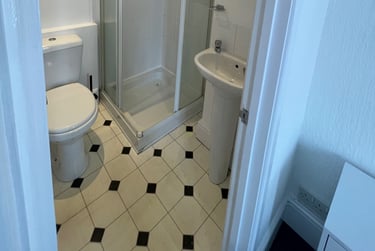 4 bed flat, Cathays, Cardiff, CF244NR - Image 11