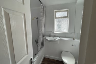 4 bed flat, Cathays, Cardiff, CF244NR - Image 12