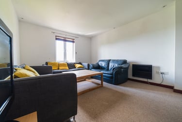 2 bed flat, Cardiff Bay, City Centre, Cardiff, CF104DL - Image 3