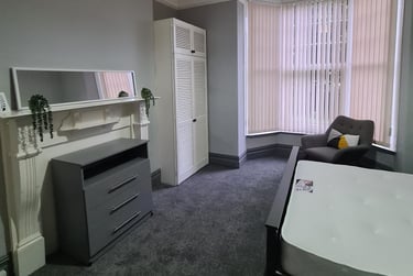 2 bed flat, Sketty Road, Uplands, Swansea, SA20LJ - Image 2