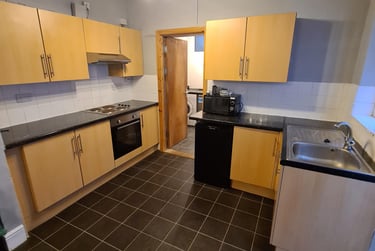 2 bed flat, Sketty Road, Uplands, Swansea, SA20LJ - Image 7