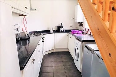 4 bed house, Hazel Road, Uplands, Swansea, SA20LU - Image 2