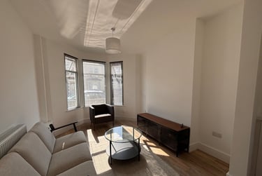 3 bed house, Splott, Cardiff, CF242NZ - Image 2