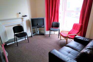 5 bed house, Rhyddings Park Road, Brynmill, Swansea, SA20AF - Image 1