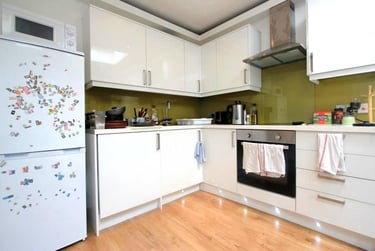 3 bed house, Roath, Plasnewydd, Cardiff, CF243PG - Image 2