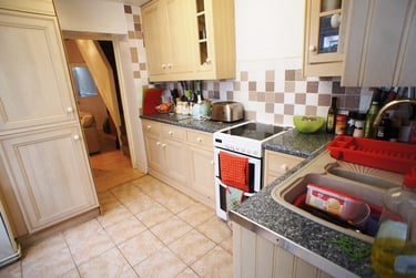 3 bed house, Roath, Plasnewydd, Cardiff, CF244TJ - Image 3