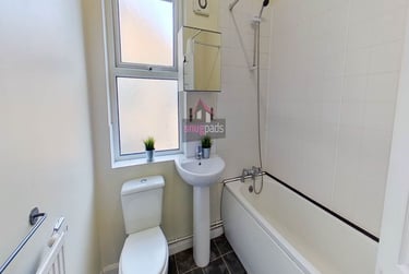 1 bed house, Salford, Ellesmere Park, M68HZ - Image 7